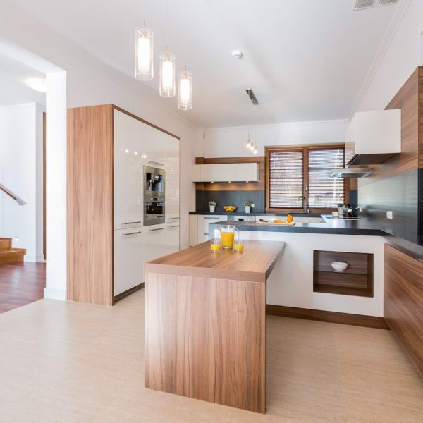 spacious-kitchen-PW5L8LN-1